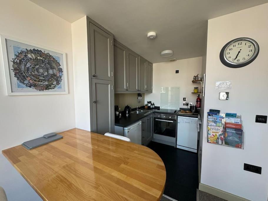 The Nook Castle Street Apartment *